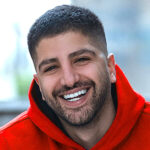 profile-behrouz-sasani-3wmyz-efics-unsplash-red-tn